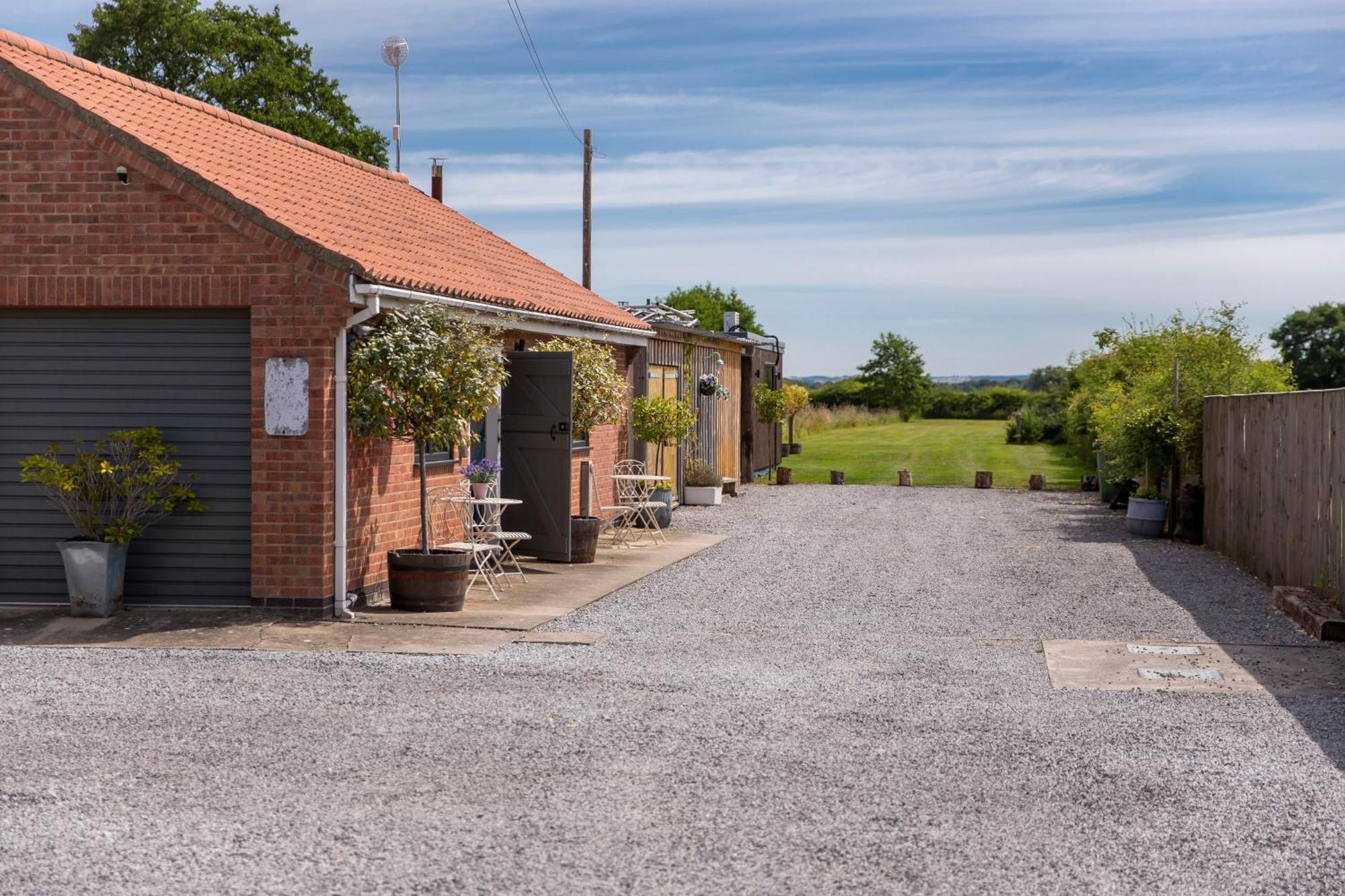 The Stables Luxury House With Hot Tub Apartment York Exterior photo