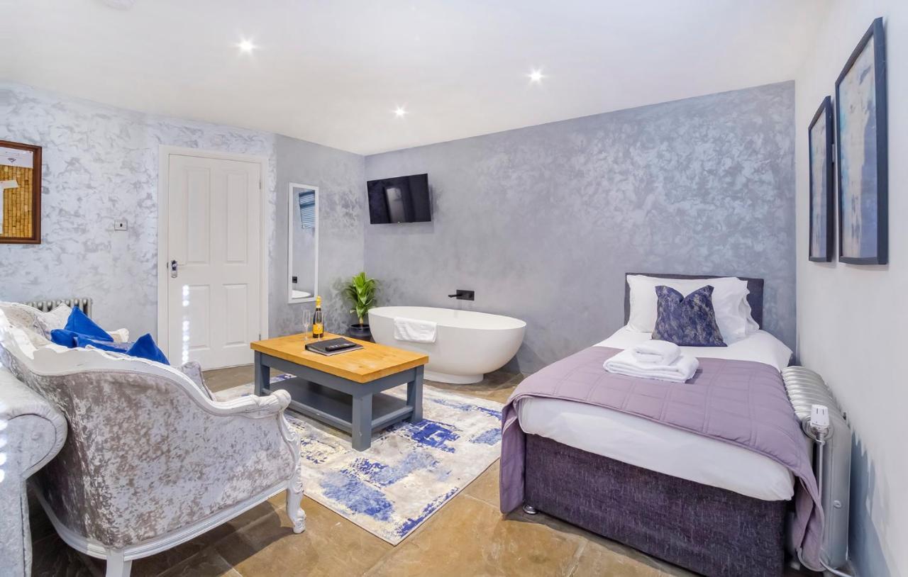 The Stables Luxury House With Hot Tub Apartment York Exterior photo