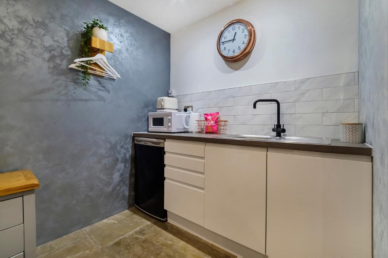 The Stables Luxury House With Hot Tub Apartment York Exterior photo